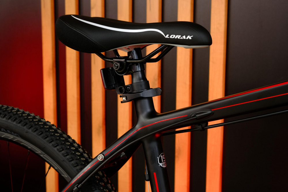 LORAK Sel 8800 NEW Матовый Чёрный/Красный рама 19 (на рост 171-182)